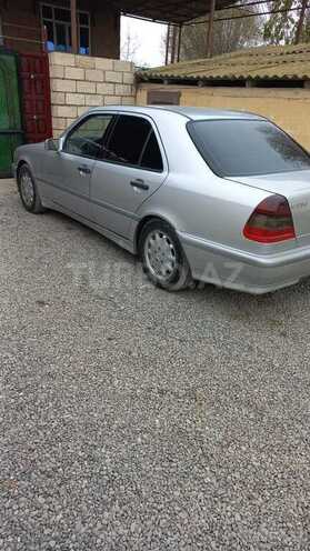 Mercedes C 230 1999, 239,235 km - 2.3 l - Salyan