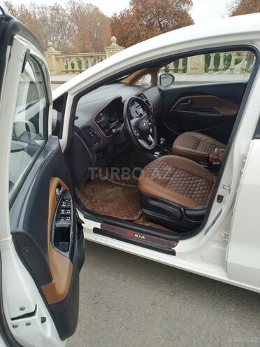 Kia Rio 2014, 250,000 km - 1.4 l - Bakı
