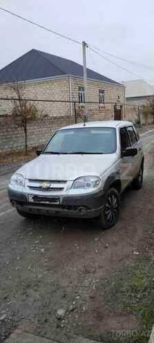 Chevrolet Niva 2010, 100,000 km - 1.7 l - Gəncə