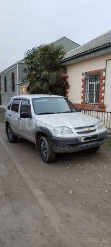 Chevrolet Niva 2010, 100,000 km - 1.7 l - Gəncə