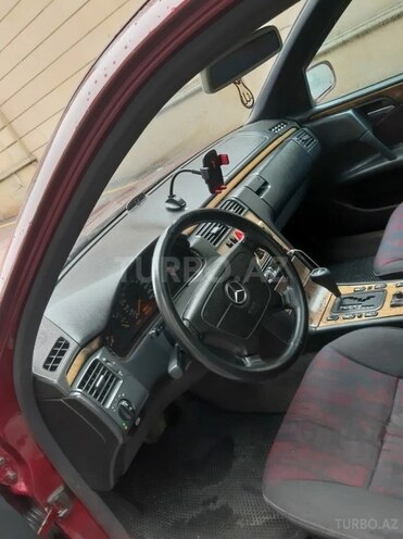 Mercedes E 240 1999, 350,000 km - 2.4 l - Bakı