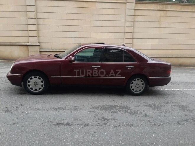 Mercedes E 240 1999, 350,000 km - 2.4 l - Bakı