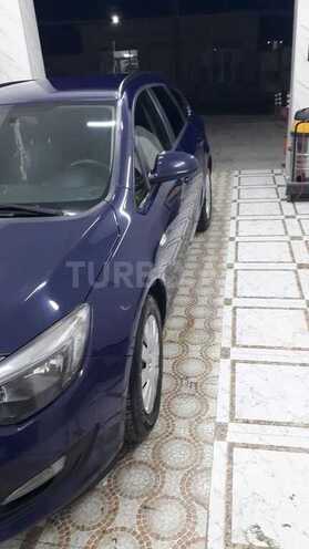 Opel Astra 2012, 198,000 km - 1.2 l - Bakı