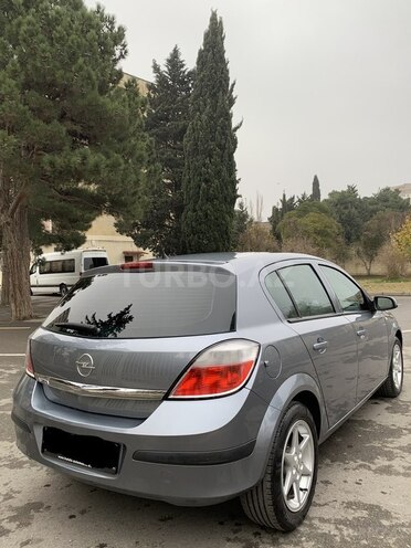 Opel Astra 2006, 166,000 km - 1.4 l - Bakı