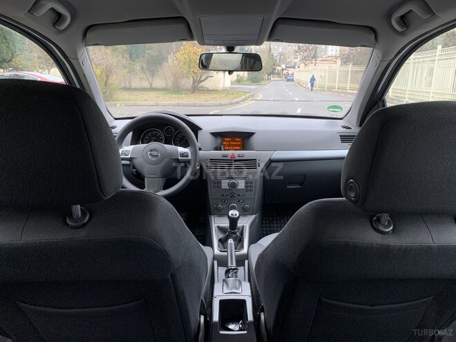 Opel Astra 2006, 166,000 km - 1.4 l - Bakı