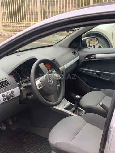 Opel Astra 2006, 166,000 km - 1.4 l - Bakı