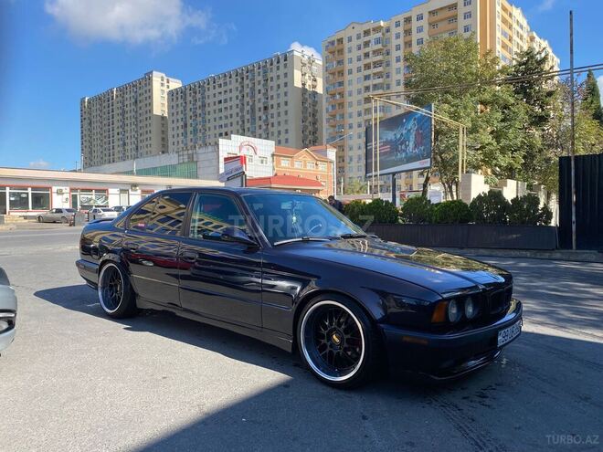 BMW 523 1995, 299,265 km - 2.5 l - Bakı