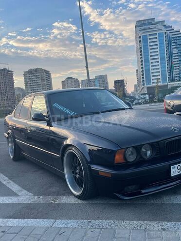 BMW 523 1995, 299,265 km - 2.5 l - Bakı