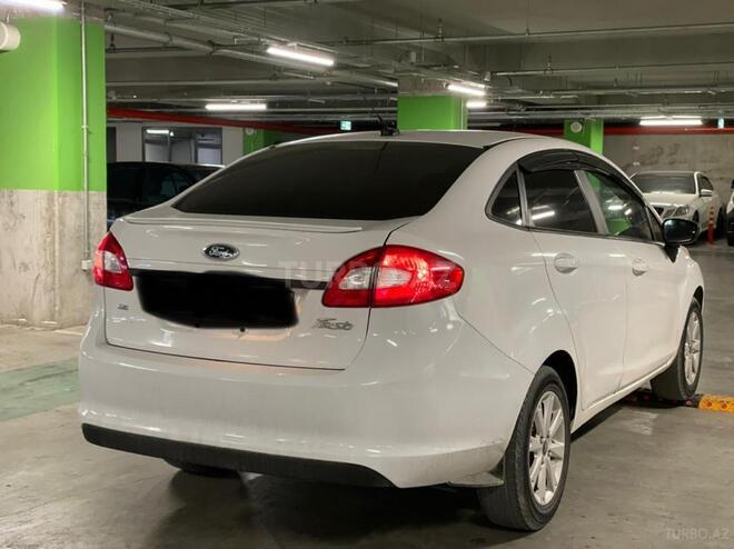 Ford Fiesta 2011, 99,779 km - 1.6 l - Bakı