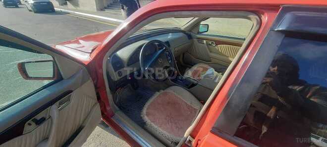Mercedes C 220 1995, 456,942 km - 2.2 l - Qusar