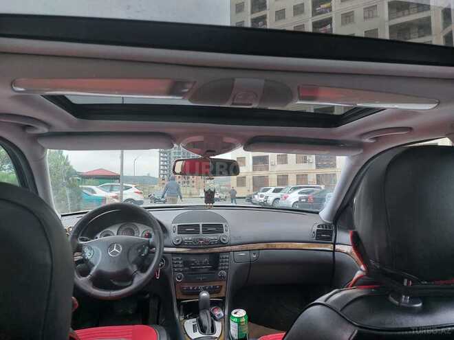 Mercedes E 260 2005, 274,000 km - 2.6 l - Bakı
