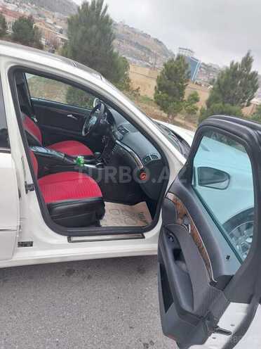 Mercedes E 260 2005, 274,000 km - 2.6 l - Bakı