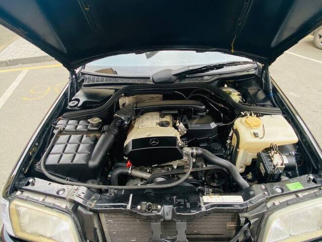 Mercedes C 180 1999, 299,000 km - 1.8 л - Xırdalan