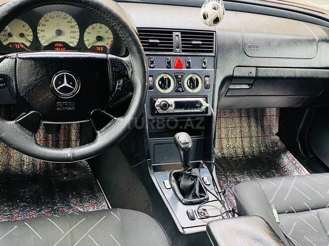 Mercedes C 180 1999, 299,000 km - 1.8 л - Xırdalan