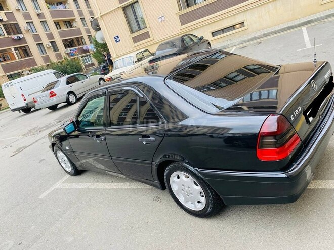 Mercedes C 180 1999, 299,000 km - 1.8 л - Xırdalan
