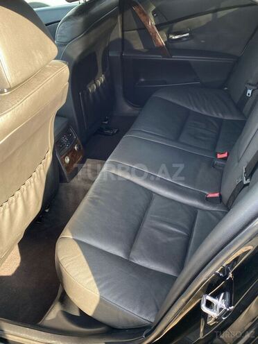 BMW 530 2006, 270,000 km - 3.0 l - Ağcabədi