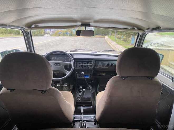 LADA (VAZ) Niva 2004, 350,000 km - 1.7 l - Qusar