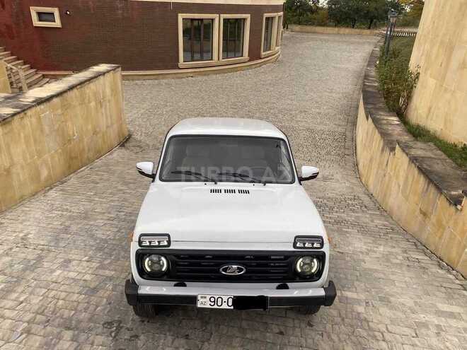 LADA (VAZ) Niva 2004, 350,000 km - 1.7 l - Qusar