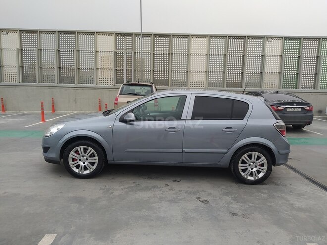 Opel Astra 2009, 202,000 km - 1.4 l - Bakı