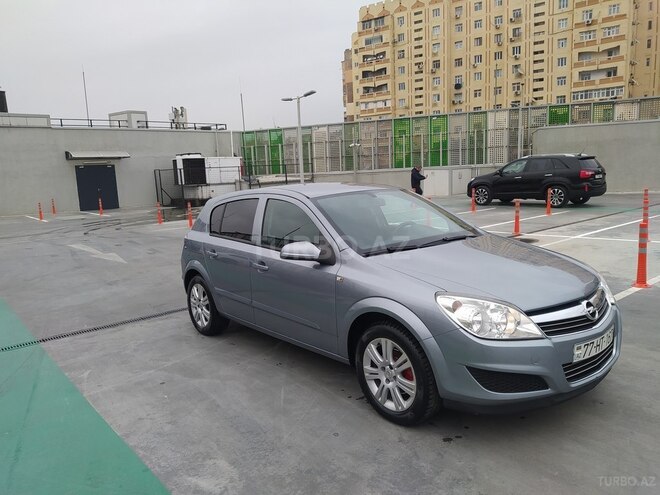 Opel Astra 2009, 202,000 km - 1.4 l - Bakı