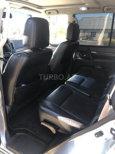 Mitsubishi Pajero 2007, 162,000 km - 3.0 l - Gəncə