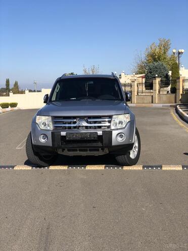 Mitsubishi Pajero 2007, 162,000 km - 3.0 l - Gəncə