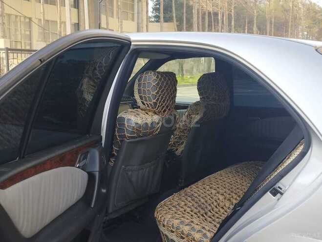 Mercedes E 220 1997, 329,000 km - 2.2 l - Sumqayıt