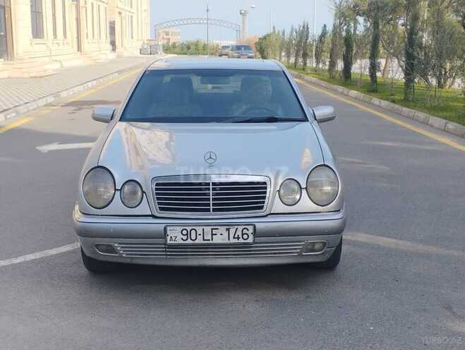 Mercedes E 220 1997, 329,000 km - 2.2 l - Sumqayıt