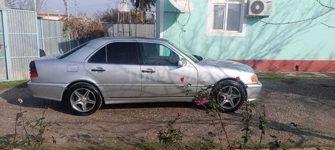Mercedes C 220 2000, 454,641 km - 2.2 l - İmişli