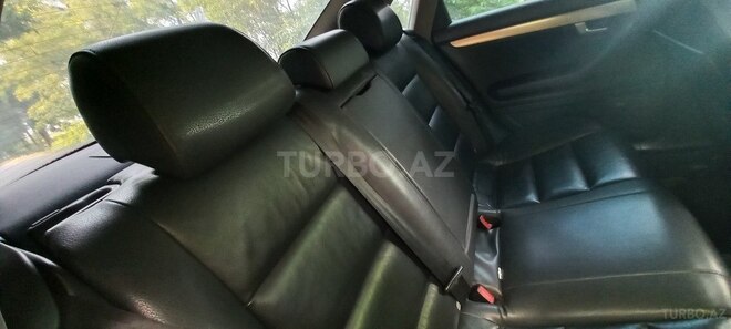 Audi A4 2004, 360,000 km - 1.8 l - Gəncə