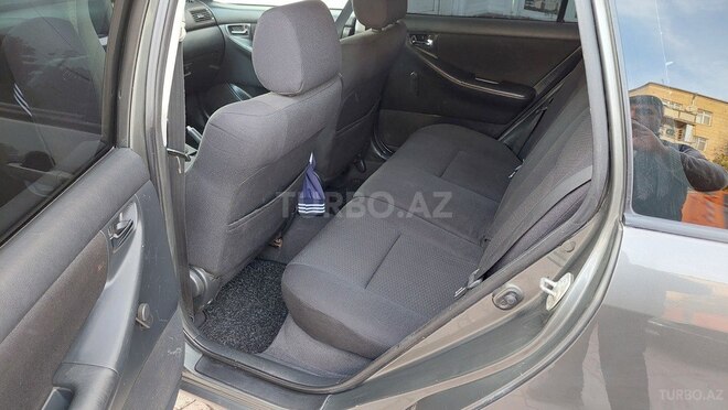 Toyota Corolla 2005, 233,000 km - 1.4 l - Bakı
