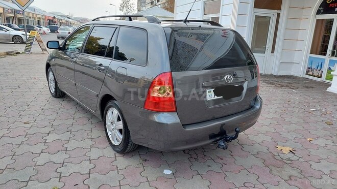 Toyota Corolla 2005, 233,000 km - 1.4 l - Bakı