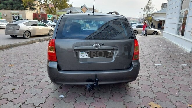 Toyota Corolla 2005, 233,000 km - 1.4 l - Bakı