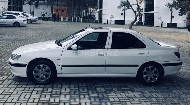 Peugeot 406 2003, 212,303 km - 3.0 l - Bakı
