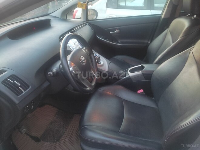 Toyota Prius 2013, 115,500 km - 1.8 l - Bakı