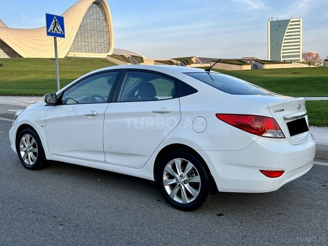 Hyundai Accent 2012, 115,000 km - 1.6 l - Bakı