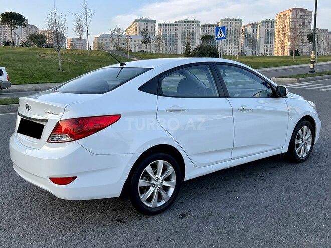 Hyundai Accent 2012, 115,000 km - 1.6 l - Bakı