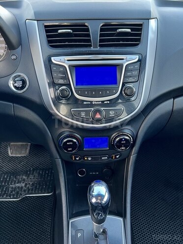 Hyundai Accent 2012, 115,000 km - 1.6 l - Bakı
