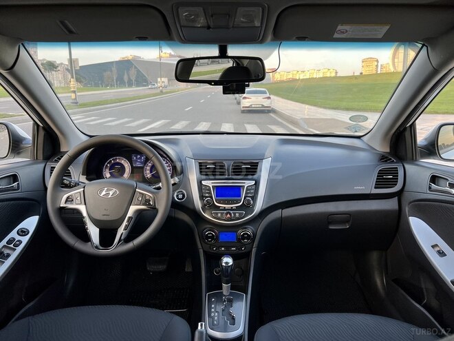 Hyundai Accent 2012, 115,000 km - 1.6 l - Bakı