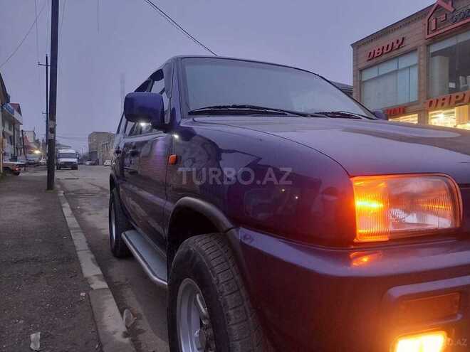 Nissan Terrano 1998, 330,000 km - 2.4 л - Qusar