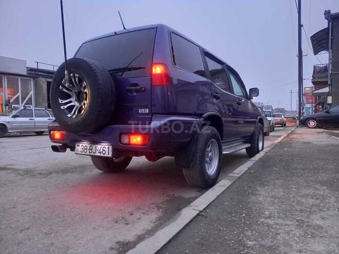 Nissan Terrano 1998, 330,000 km - 2.4 л - Qusar