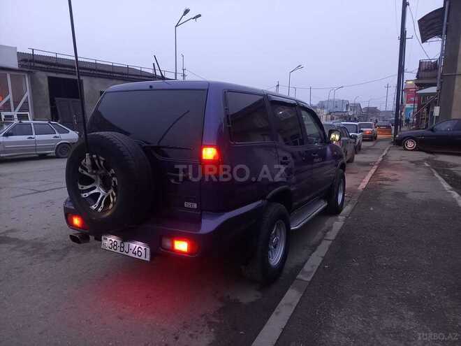 Nissan Terrano 1998, 330,000 km - 2.4 л - Qusar