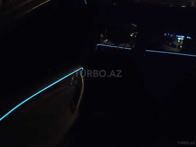 Mercedes E 280 2000, 274,222 km - 2.8 л - Bakı