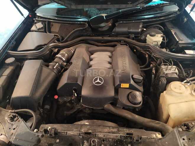Mercedes E 240 1999, 388,000 km - 2.4 l - Bakı