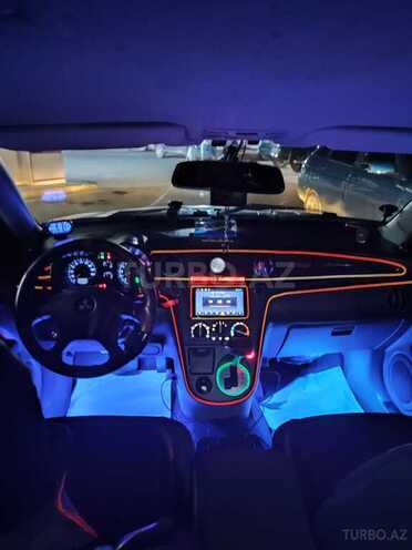 Mitsubishi Airtrek 2001, 257,000 km - 2.0 l - Sumqayıt