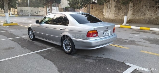 BMW 525 2002, 281,331 km - 2.5 l - Bakı