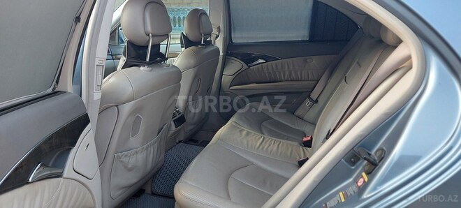 Mercedes E 320 2003, 214,000 km - 3.2 l - Bakı