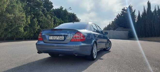Mercedes E 320 2003, 214,000 km - 3.2 l - Bakı