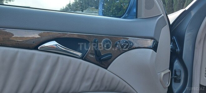 Mercedes E 320 2003, 214,000 km - 3.2 l - Bakı