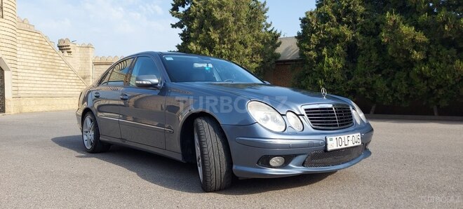 Mercedes E 320 2003, 214,000 km - 3.2 l - Bakı